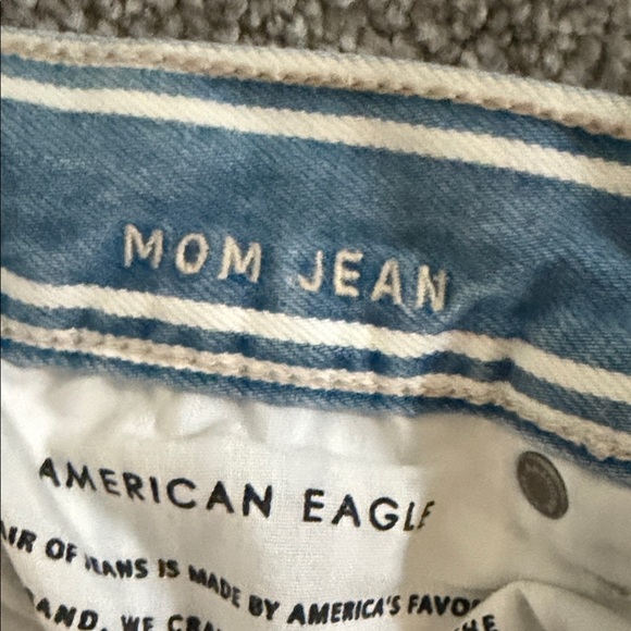 American Eagle Striped Blue and White Mom Jeans - Picture 4 of 5